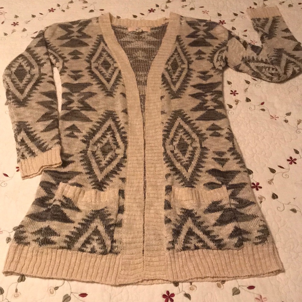 Pink Republic aztec or abstract cardigan XS